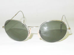 RAF MkVIII Spectacles, anti-glare with velvet lined case