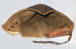 1920s / 30s US commercial leather flying helmet similar style to Lindbergh.