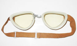 Italian lightweight flying goggles