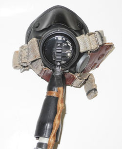 RAF Type E* oxygen mask (Sefton reproduction body) with original hose, Type 26 mic. assembly (full e