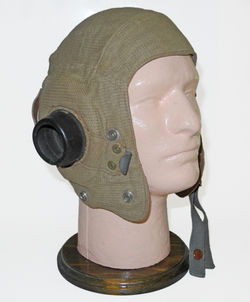 RAF Type E flying helmet, second pattern, scarce size 4 ex-large