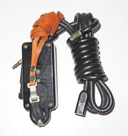 AAF SW-141 "Push-to-Talk" switch worn with the A-14 oxygen mask