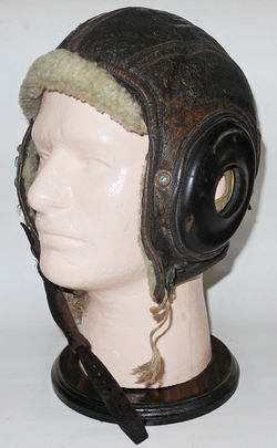 US Navy AN6543 winter shearling flying helmet