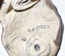 Fleet Air Arm Type C helmet, early second pattern