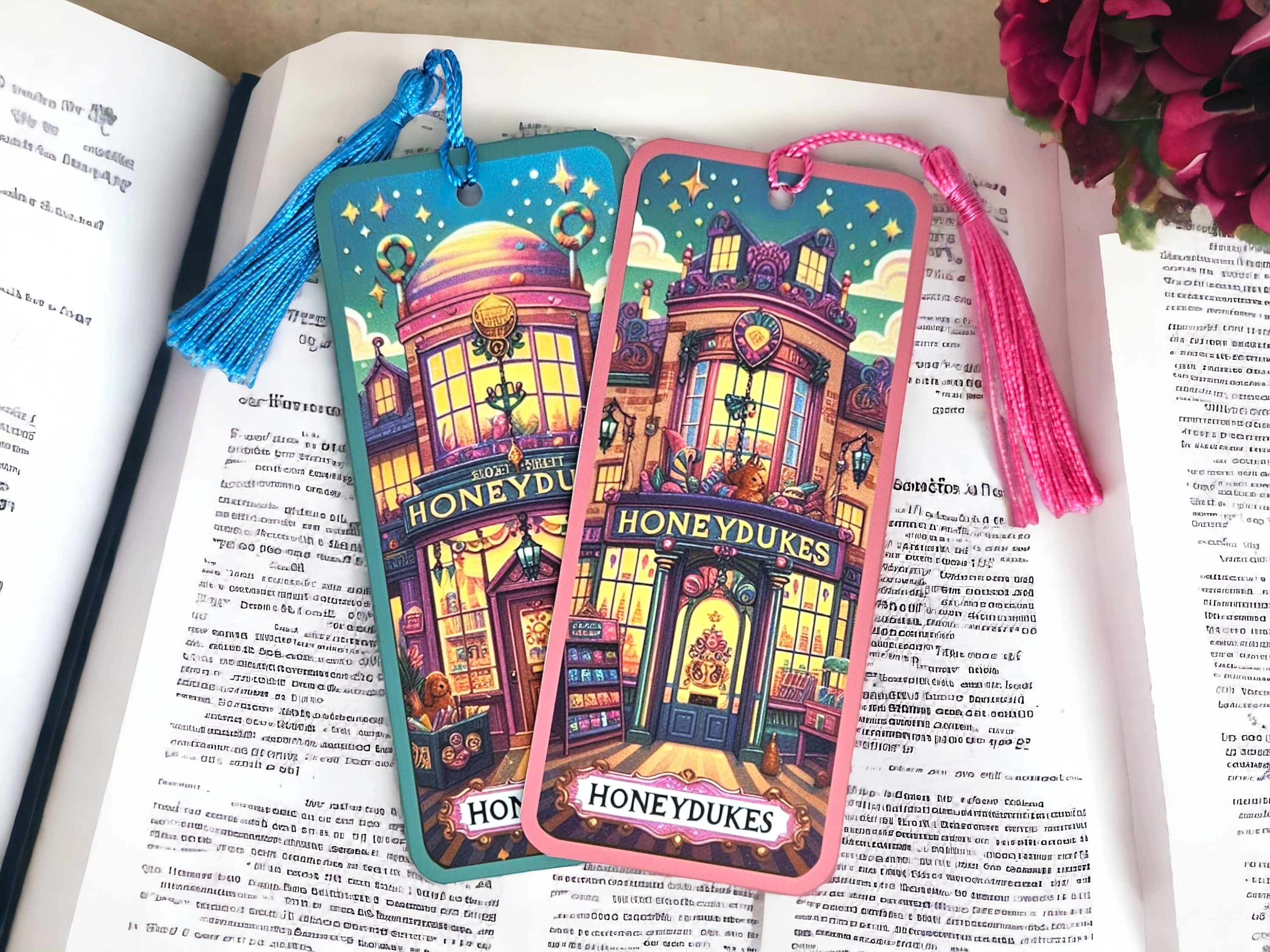 Honeydukes shop bookmark 