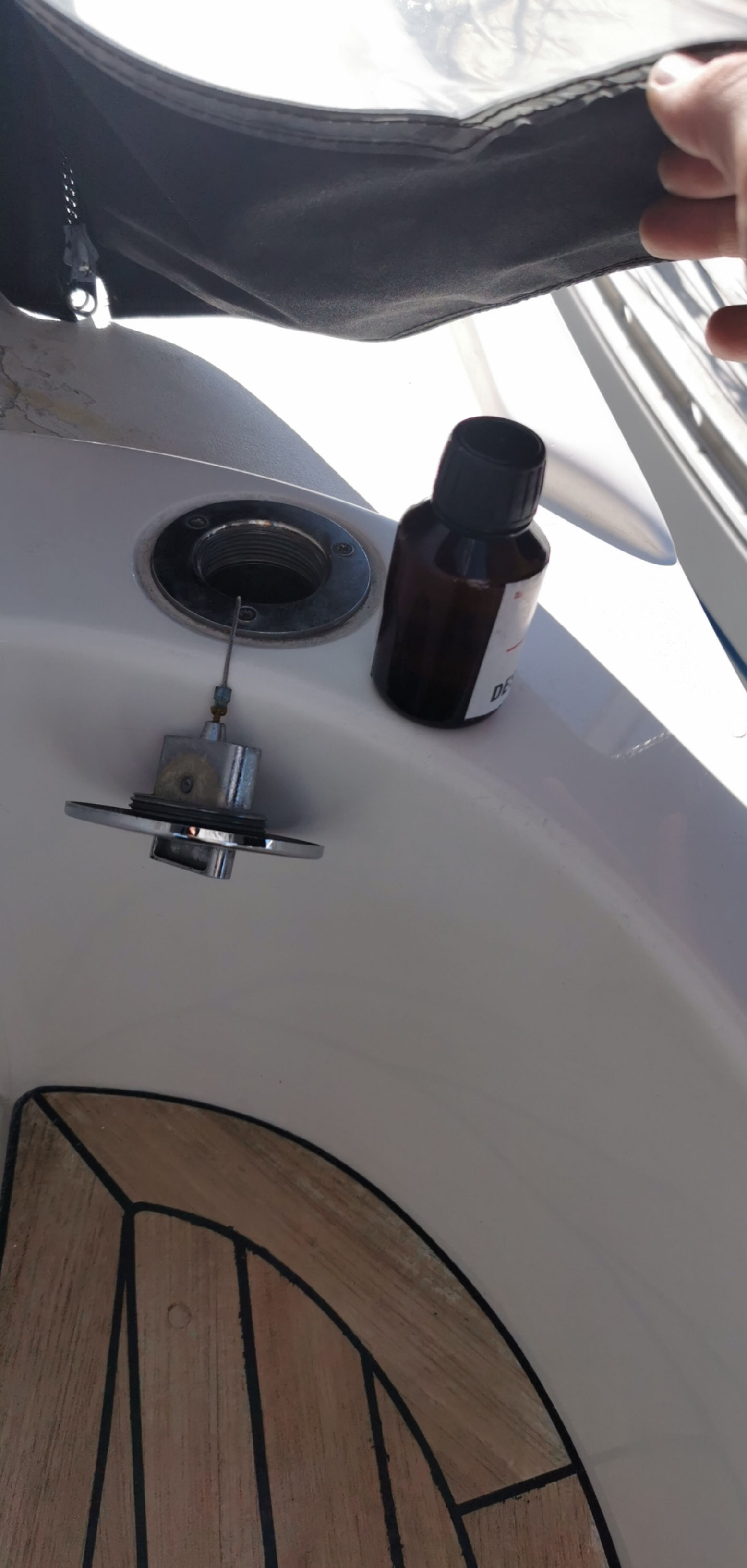 Rens av vann- eller septiktank