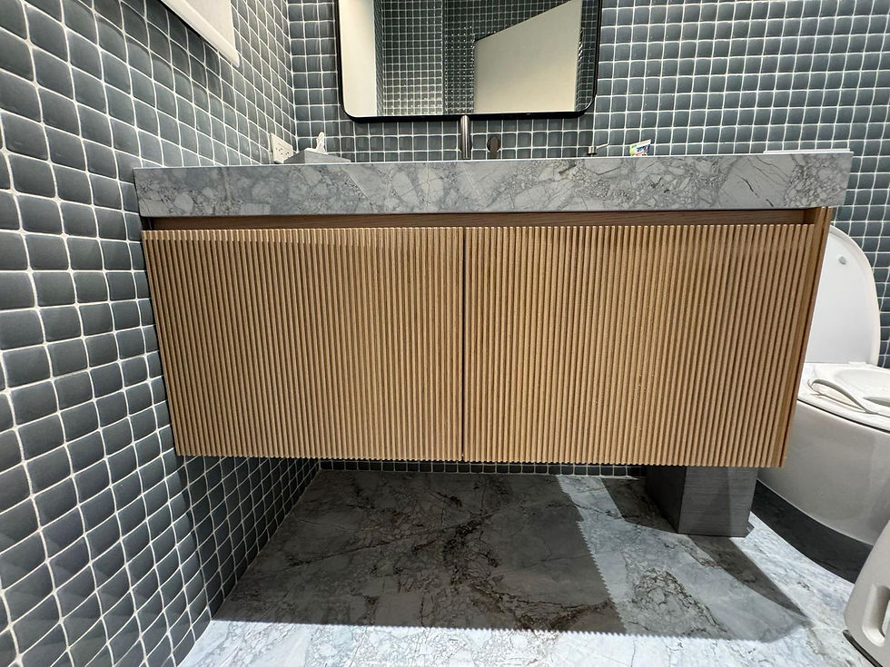 Custom closets and vanities design