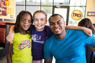 Atlanta Moe’s Southwest Grill Raises $85,000 for Bert’s Big Adventure