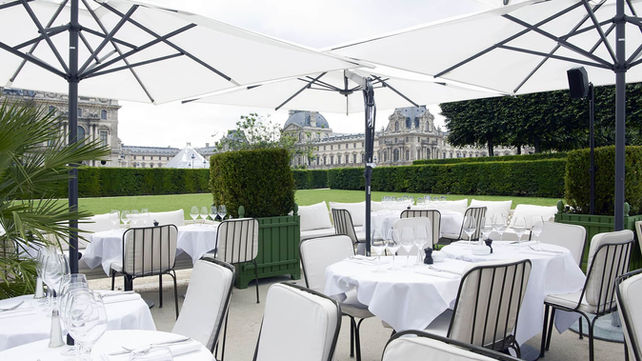 Le resto de la semaine : Loulou, le restaurant dans les jardins du Louvre