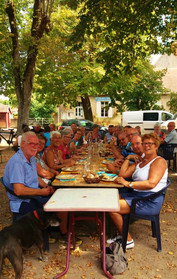 Uit lunchen bij de auberge