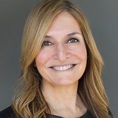 Joan Grasso Headshot 2023_edited.jpg