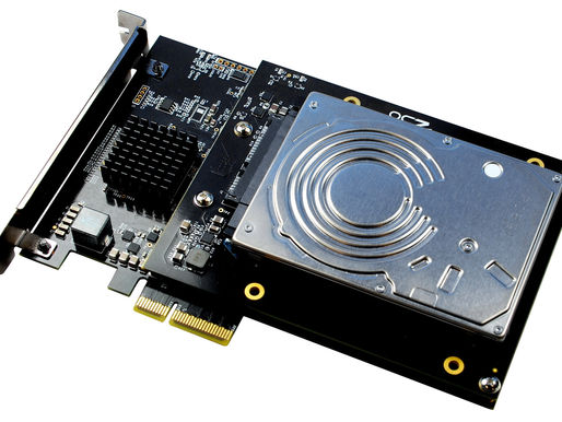 Ổ Đĩa Lai Thể Rắn (Solid State Hybrid Drive - SSHD) nhìn từ bên trong