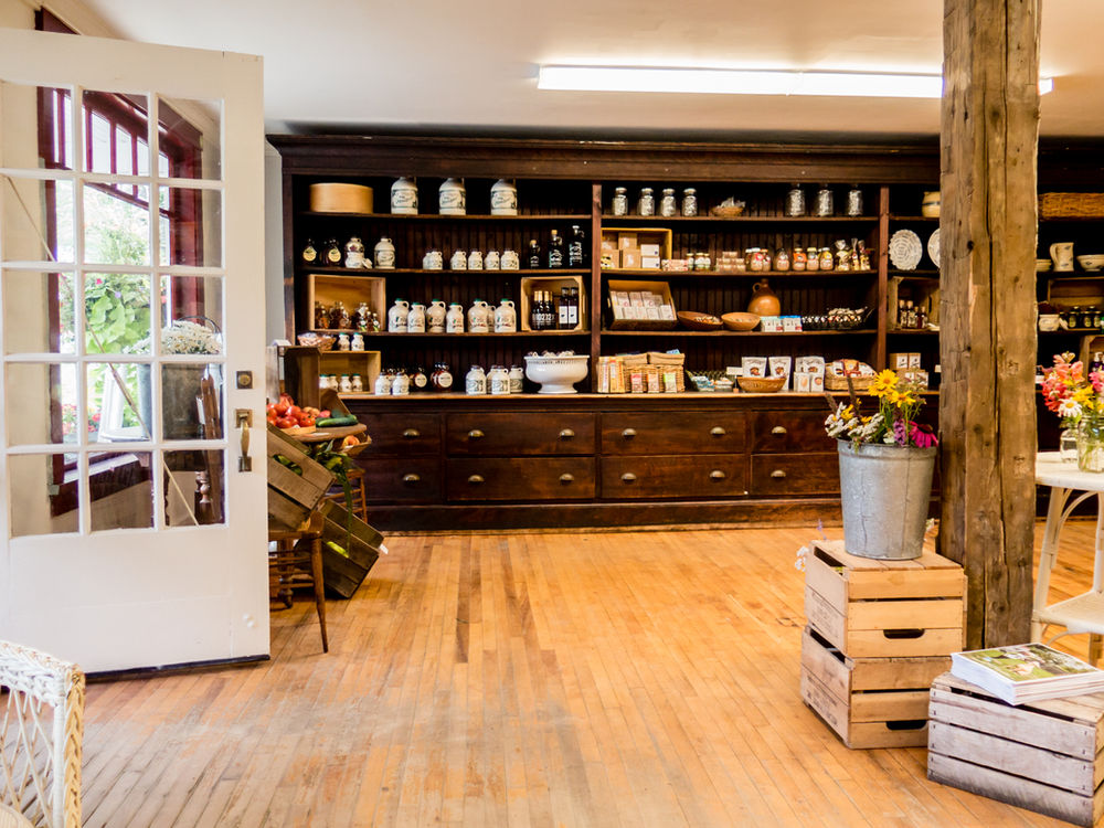 Town Guide Woodstock