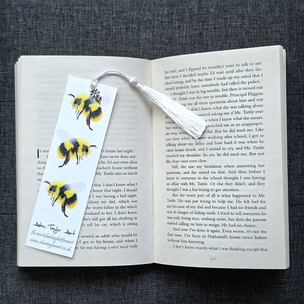 Bee bookmark by Alan Taylor Art