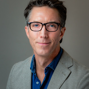 LoLo Spencer Headshots Photography