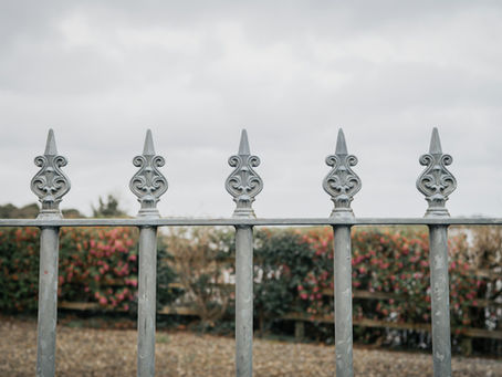 Fence Layout Decisions That Make Northwest Yards Feel Bigger