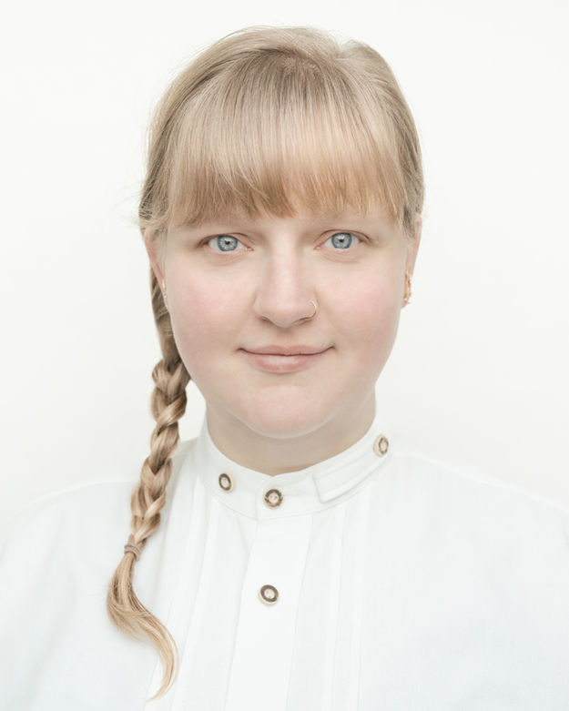 weiß vor weiß, Lichtbildnis, schempershofe, Fotograf in nrw, Fotograf in essen, nrw, essen, Ruhrgebiet, Steele, essen Steele, essen kray, Fotograf in Deutschland, porträt, portrait, Porträtfotograf 
