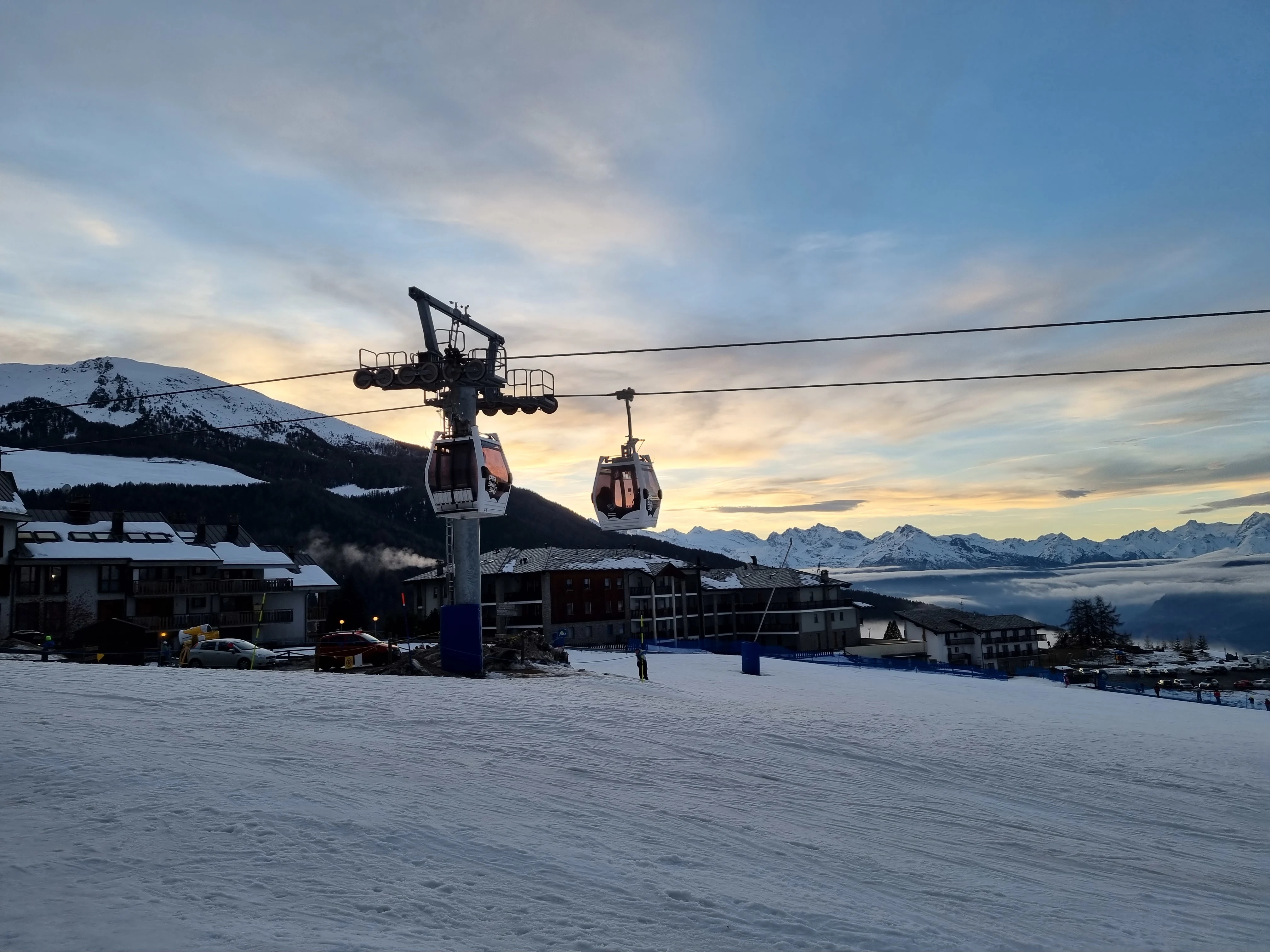 Cable car to Pila from Aosta