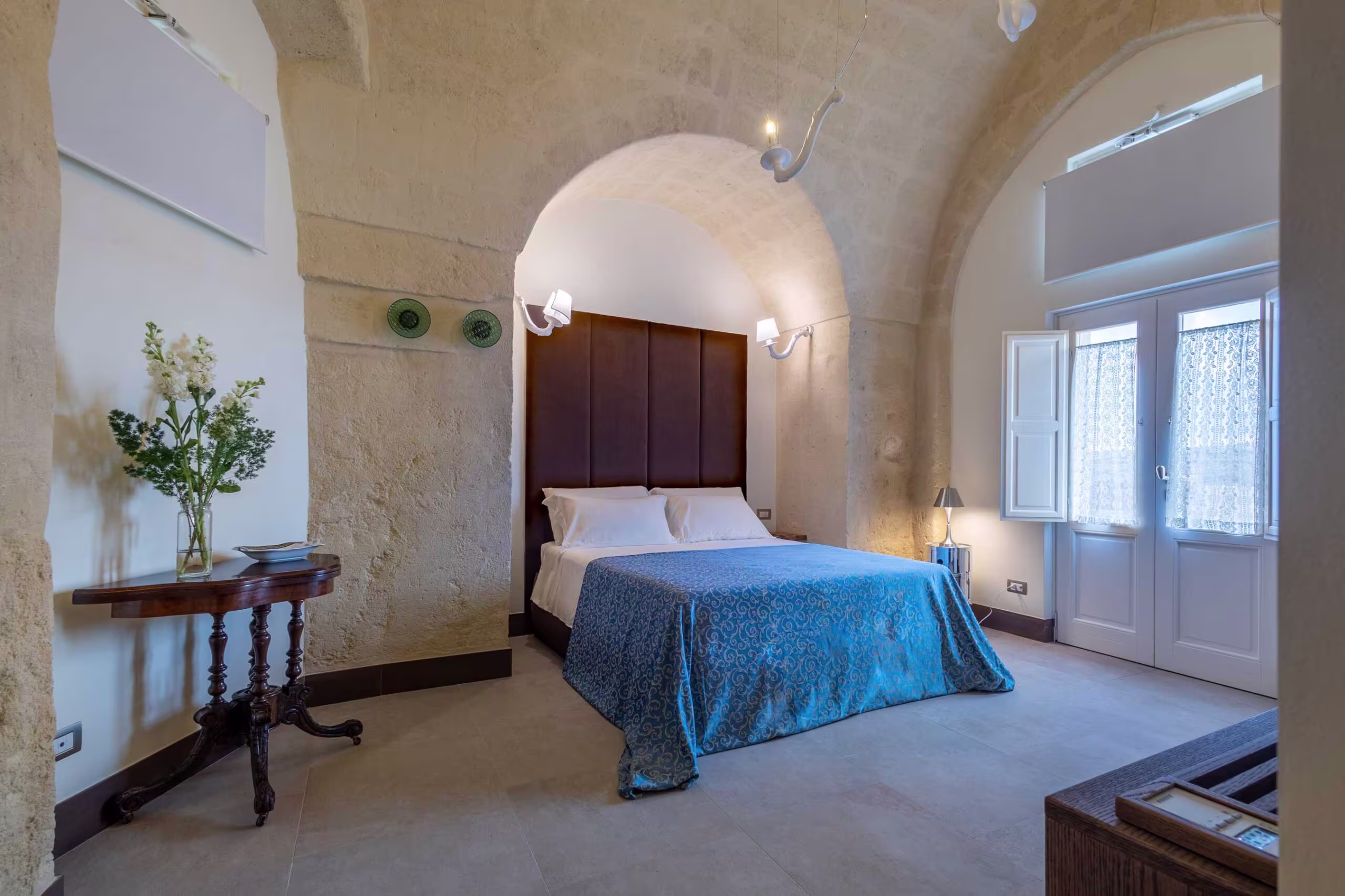 Spacious bedroom in Matera