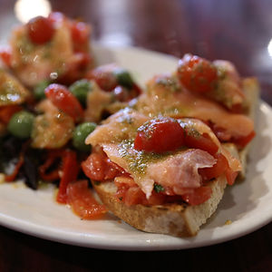 SALMON BRUSCHETTA