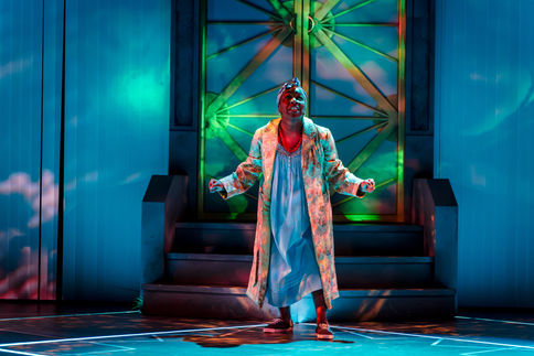 2025-09-28 Julius X BEE00220.jpg