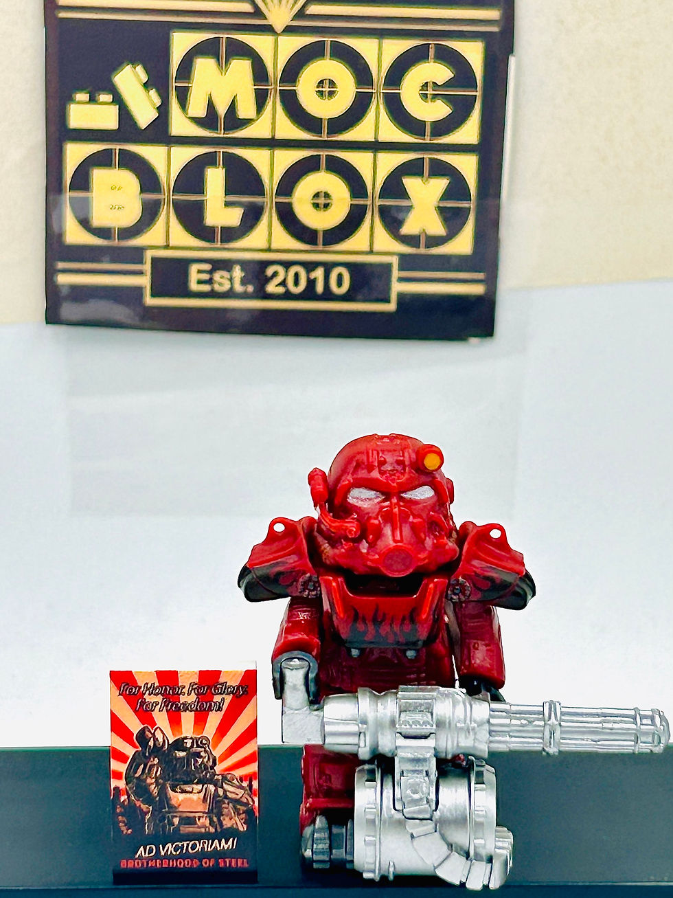 #0814 - Red Juggernaut (Fall Out)