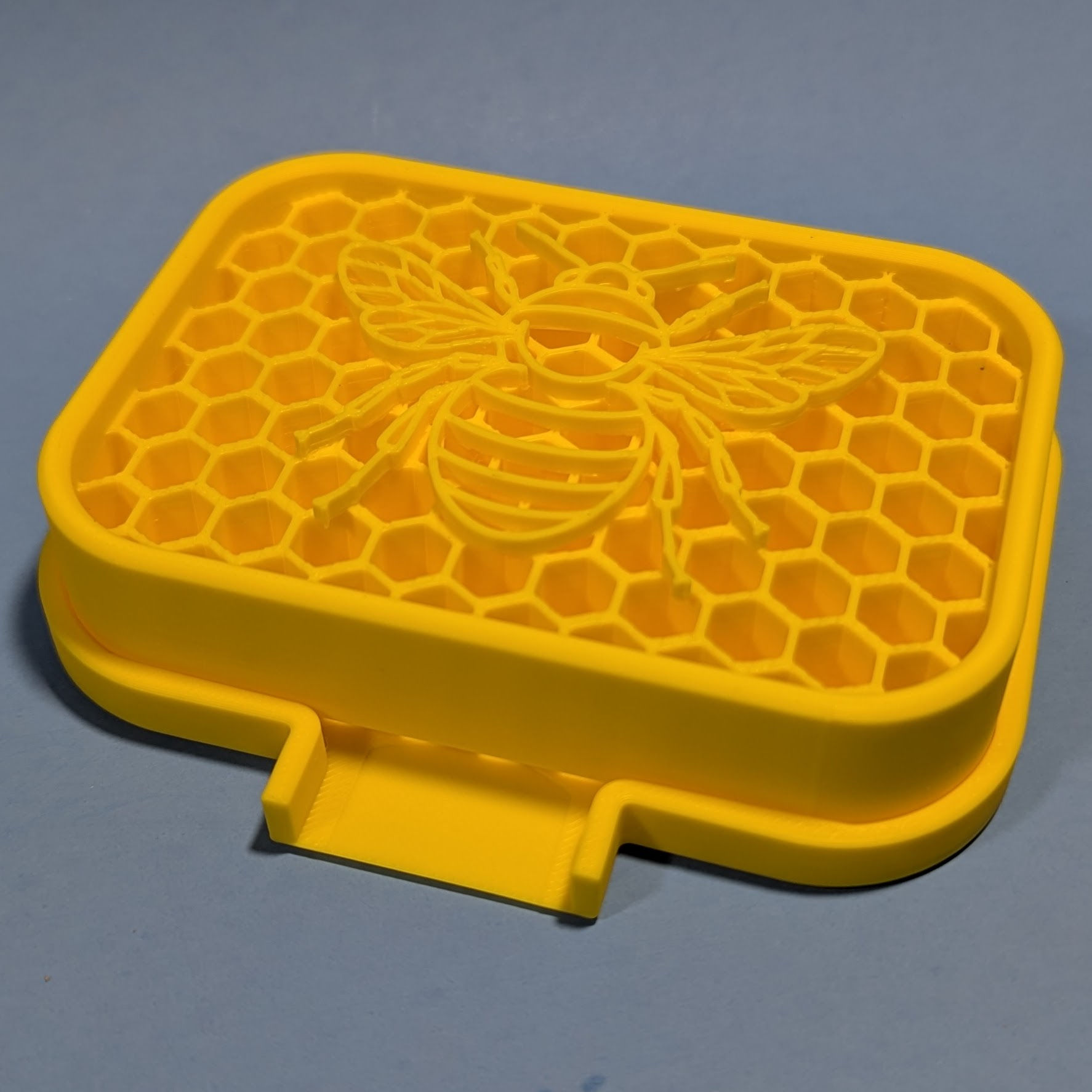 Honeycomb Bee Soap Dish – Yellow | Modern Bathroom Soap Tray – Winona3D Edition