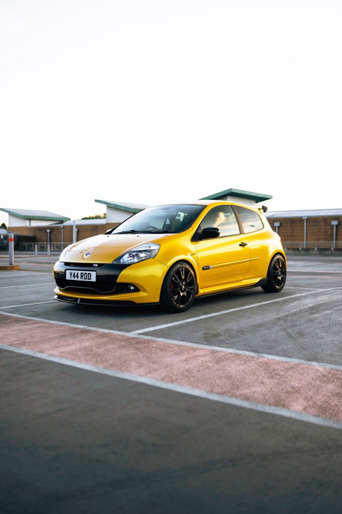 Thumbnail: Renault Clio RS200 RSR Splitter 