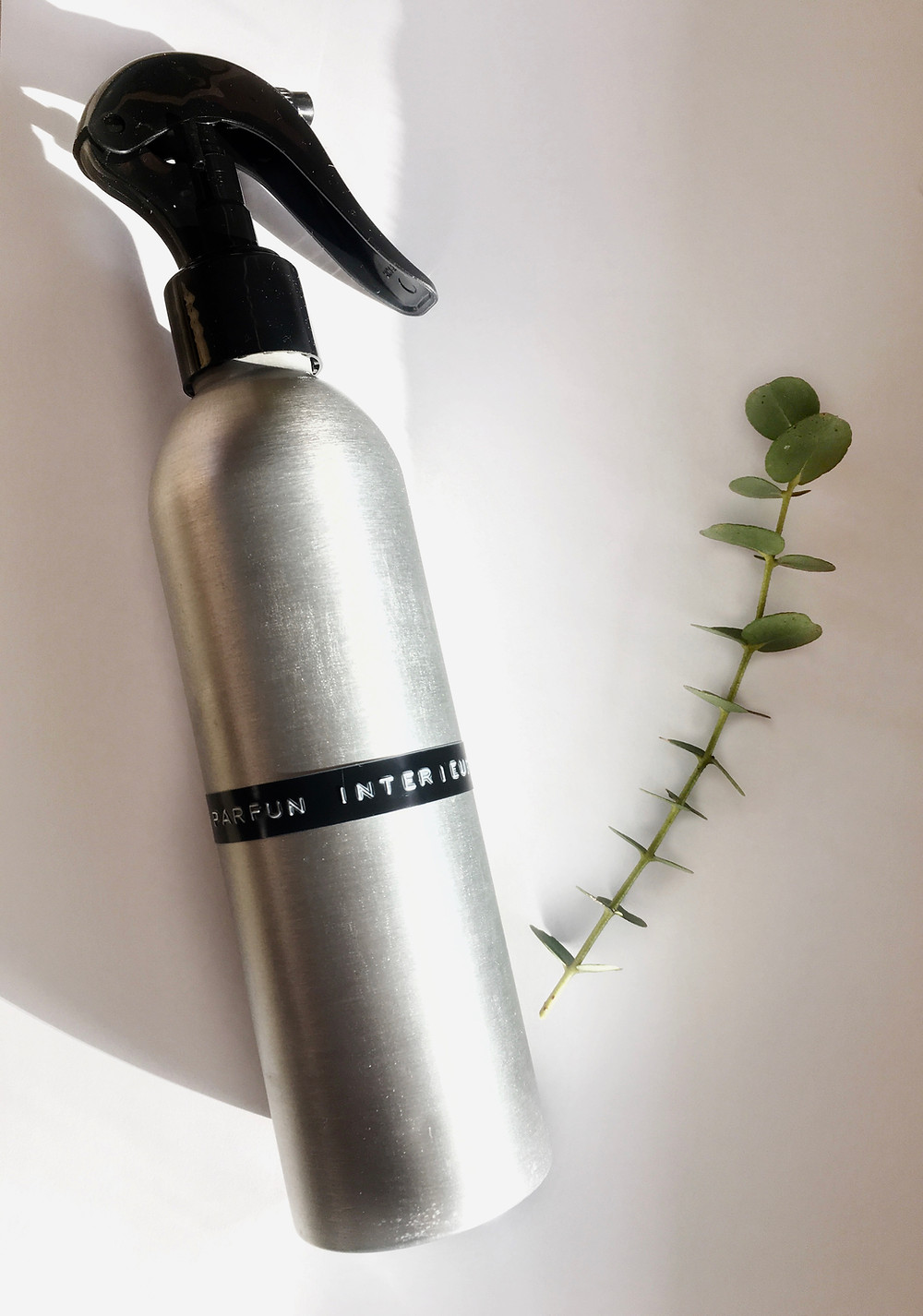 Voici la recette pour réaliser vos parfums d'intérieur sains et naturels aux huiles essentielles