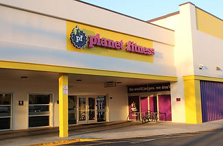 Picture of Z Planet Fitness at Seminole Heights Shopping Center.