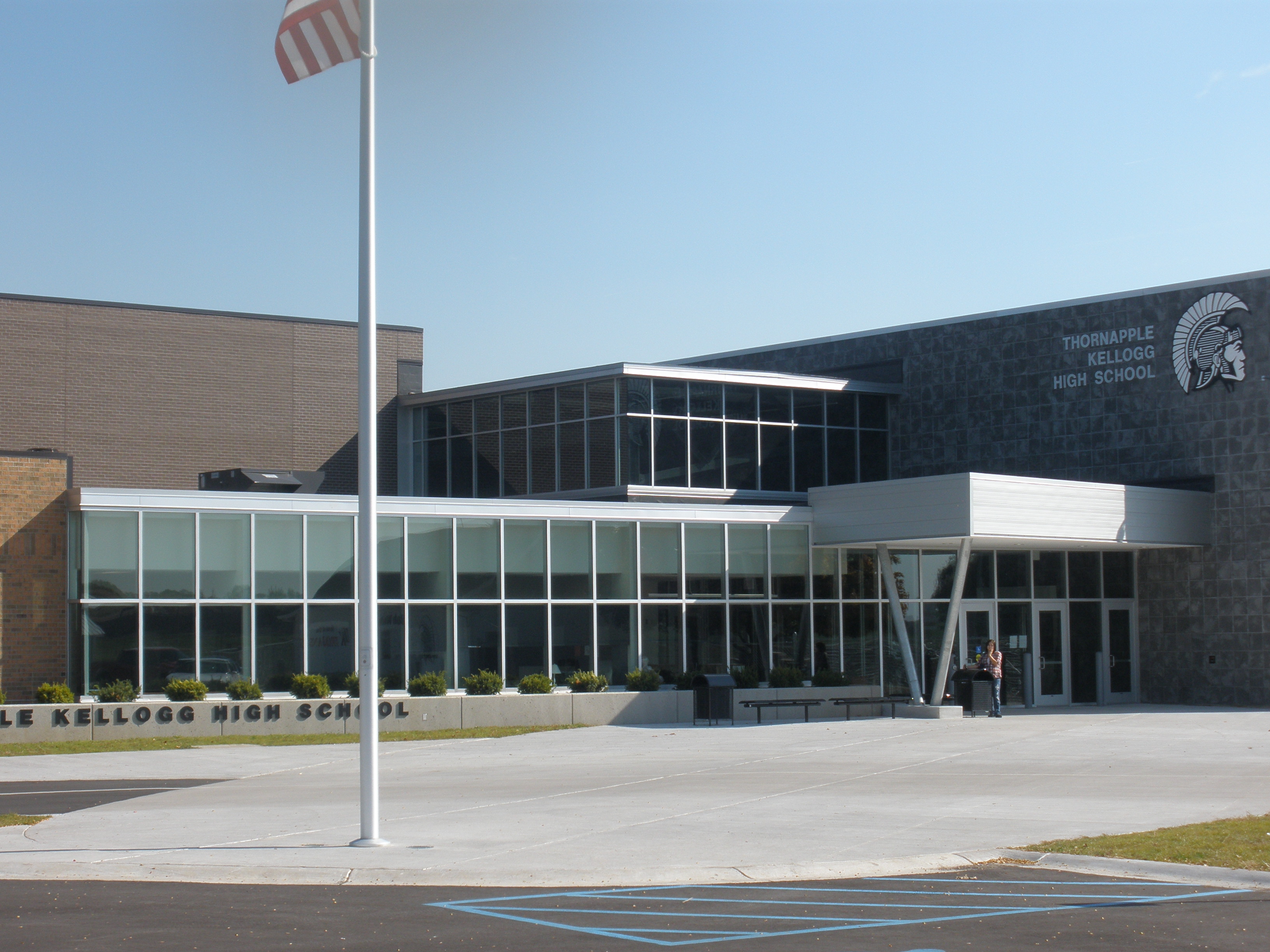 B&B Glass Company Glazing Contractor Rochester Hills Cusom Glass