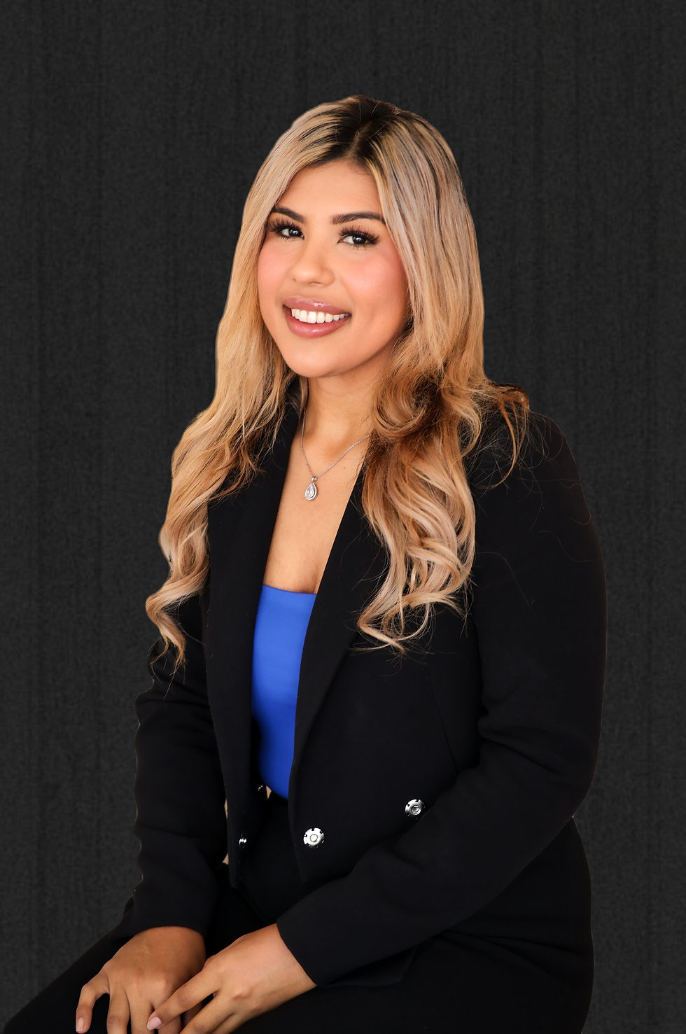 Maritza Lojero_Headshot.jpg