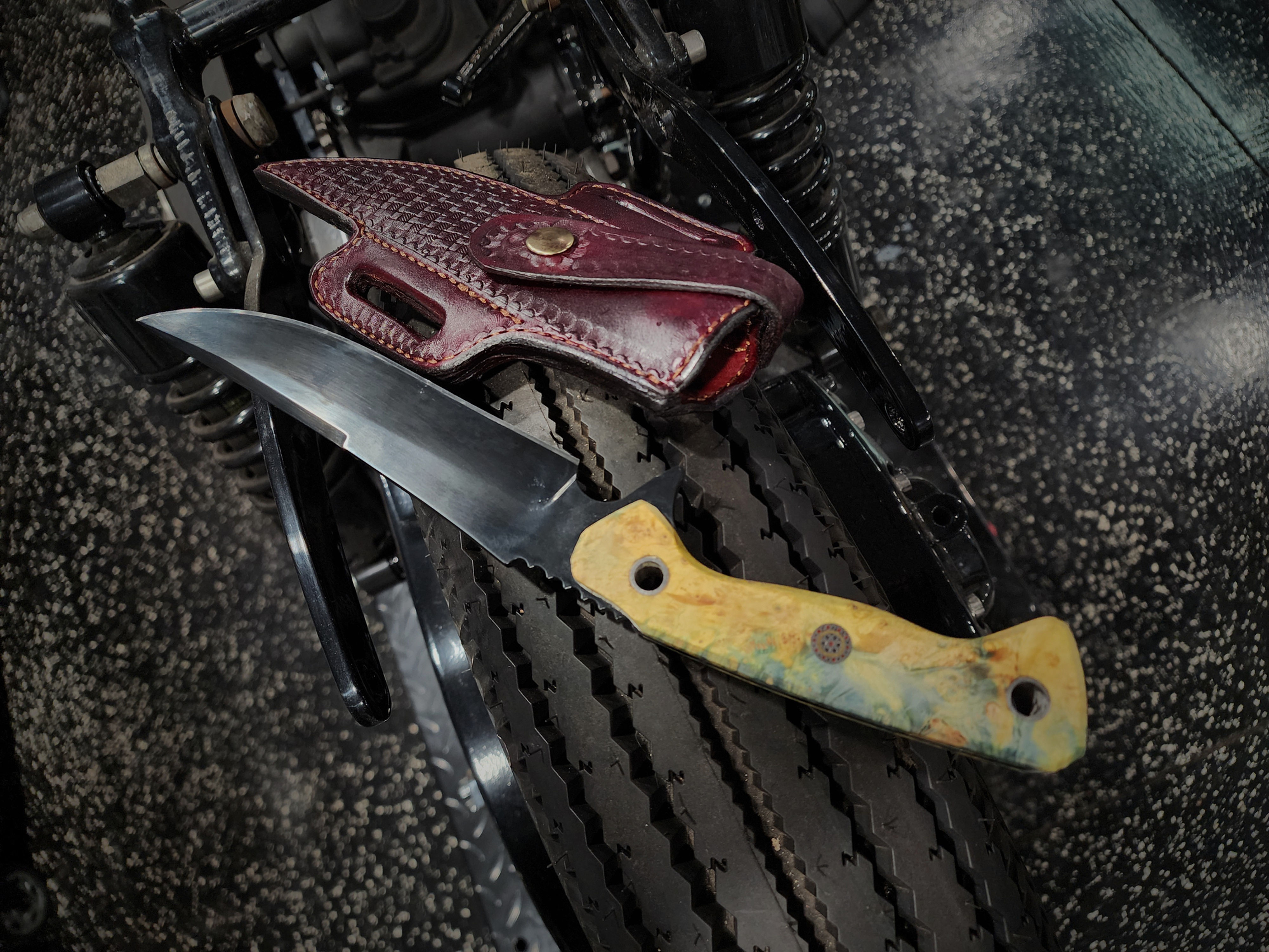 Gun blued blade