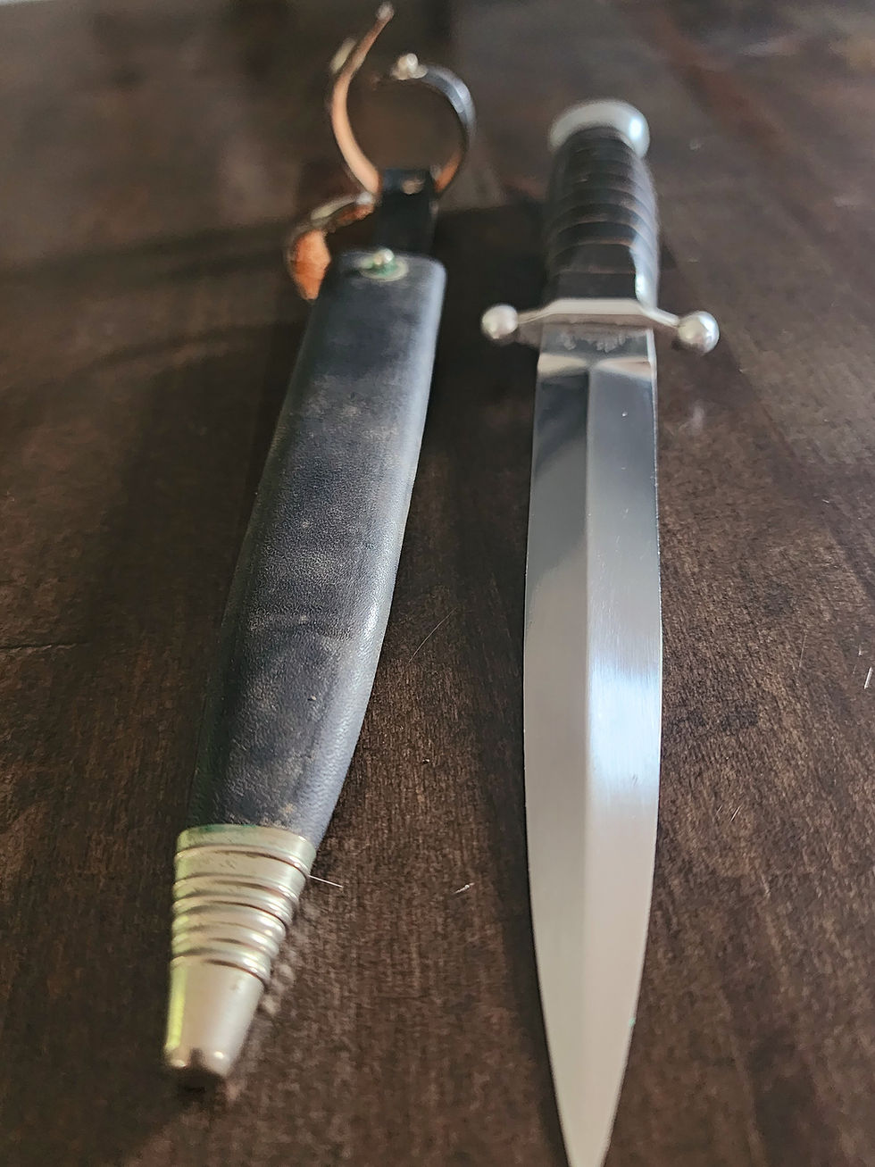 Thumbnail: Vintage German Dagger