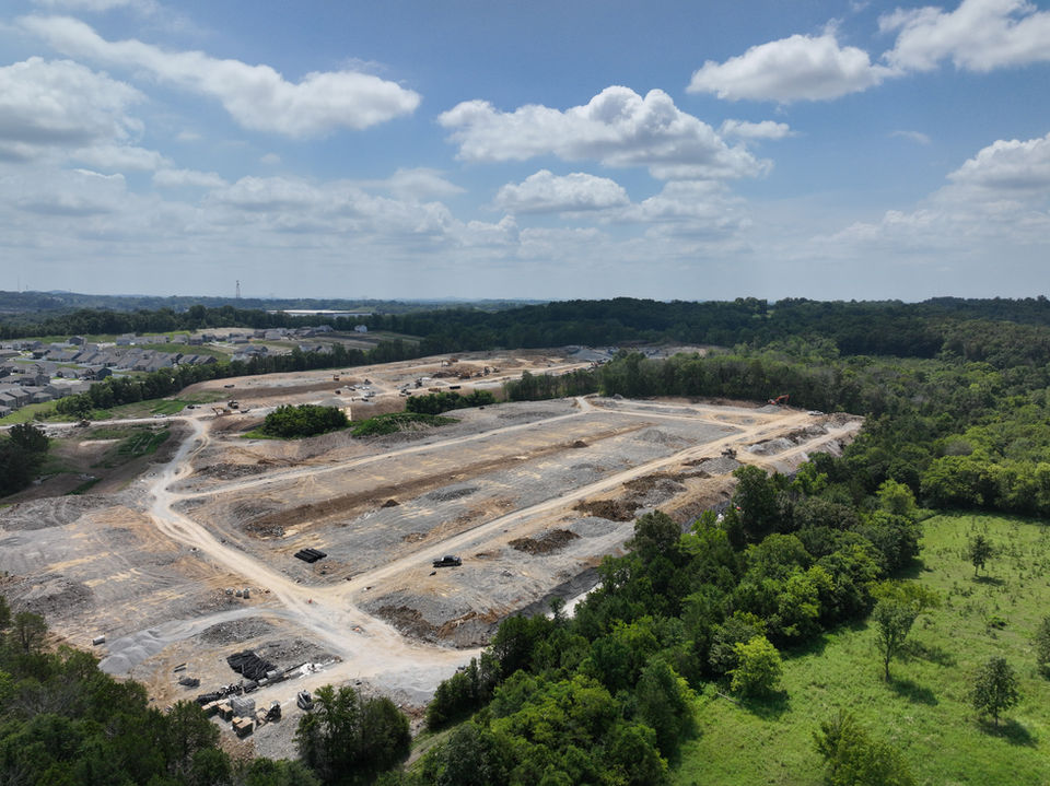 An aerial overview of the Woodbridge Glen jobsite in Lebanon, TN.