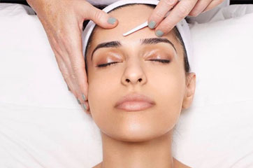Dermaplaning