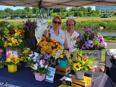 SUMMER MARKET 2.jpeg