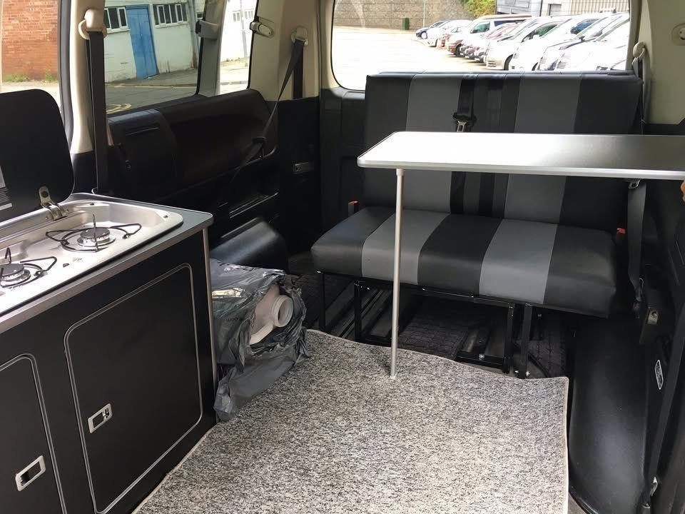 Thumbnail: LATE MODEL AUTO NISSAN ELGRAND HIGHWAY STAR 2.5