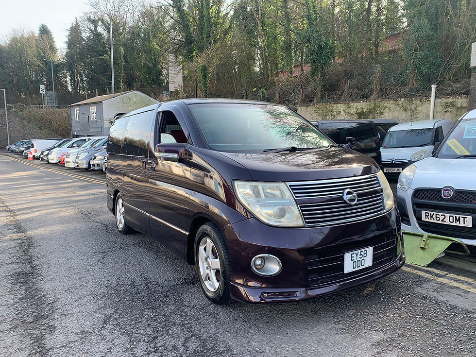 Thumbnail: NISSAN ELGRAND HIGHWAY STAR 8 SEATER