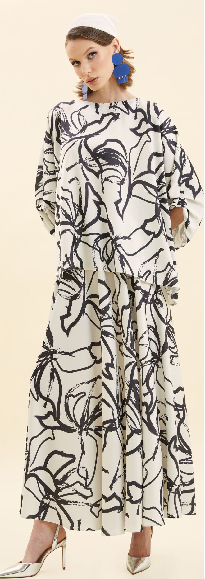Thumbnail: 2 Piece Flower Set