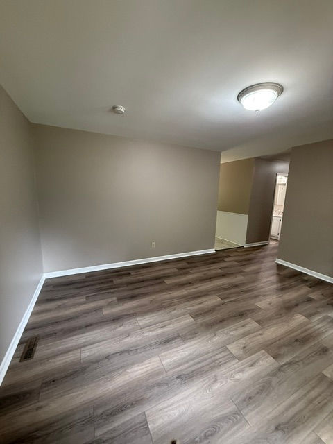 Thumbnail: 530 Charter Oak, Seneca