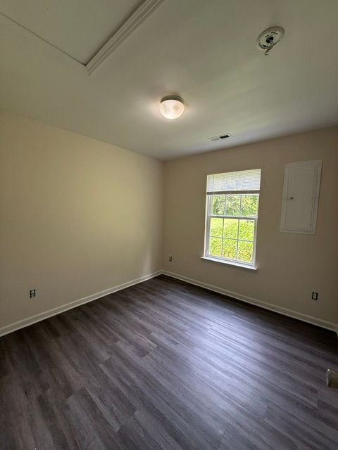 Thumbnail: 214 W Reedy Fork Rd, Seneca