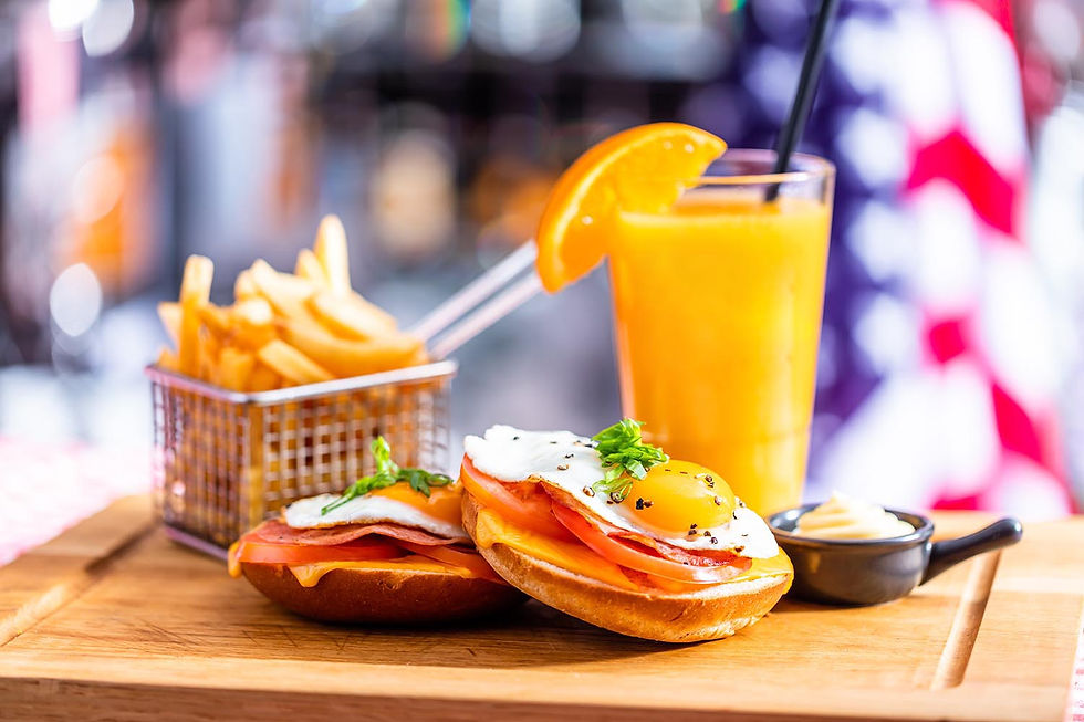 american-breakfast-sandwich-with-fried-egg-frenc-2026-01-09-07-54-34-utc.jpg