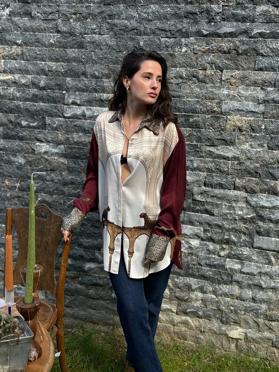 Küçük resim: Felis (Burgundy)