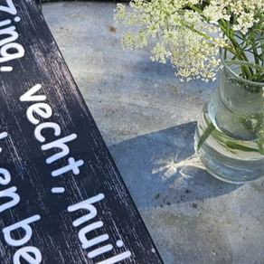 Zing, vecht, huil, bid, lach, werk en bewonder