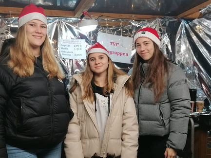 Turnverein Großwallstadt mit mehreren Ständen auf dem Weihnachtsmarkt