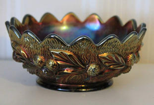 Acorn Burrs small berry bowl, amethyst