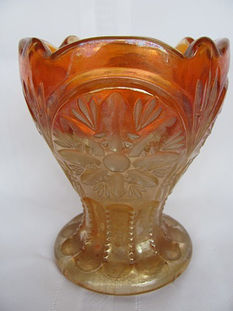 Industria Argentina Star Vase, marigold, Cristalerias Papini