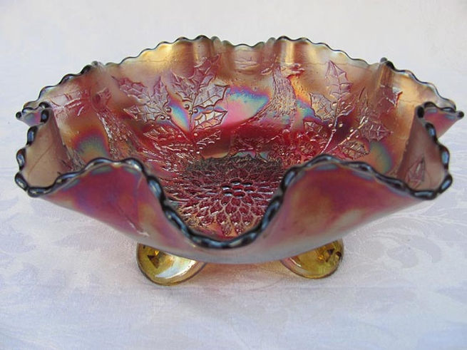 Stag and Holly, 8" 8 ruffled spatula ftd bowl red