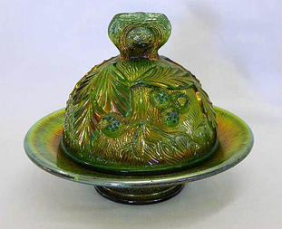 Acorn Burrs butter dish, green